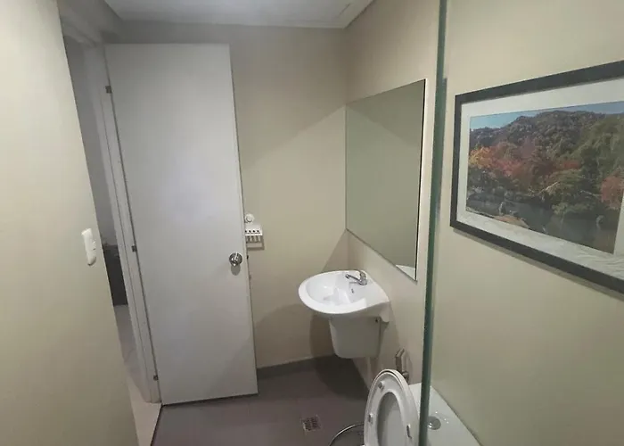 2bedroom 2bathroom Avidarialatowers With Pool Netflix Appartement Cebu